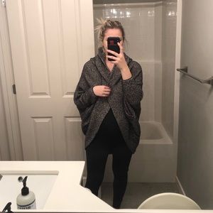 Zara hooded sweater with pockets